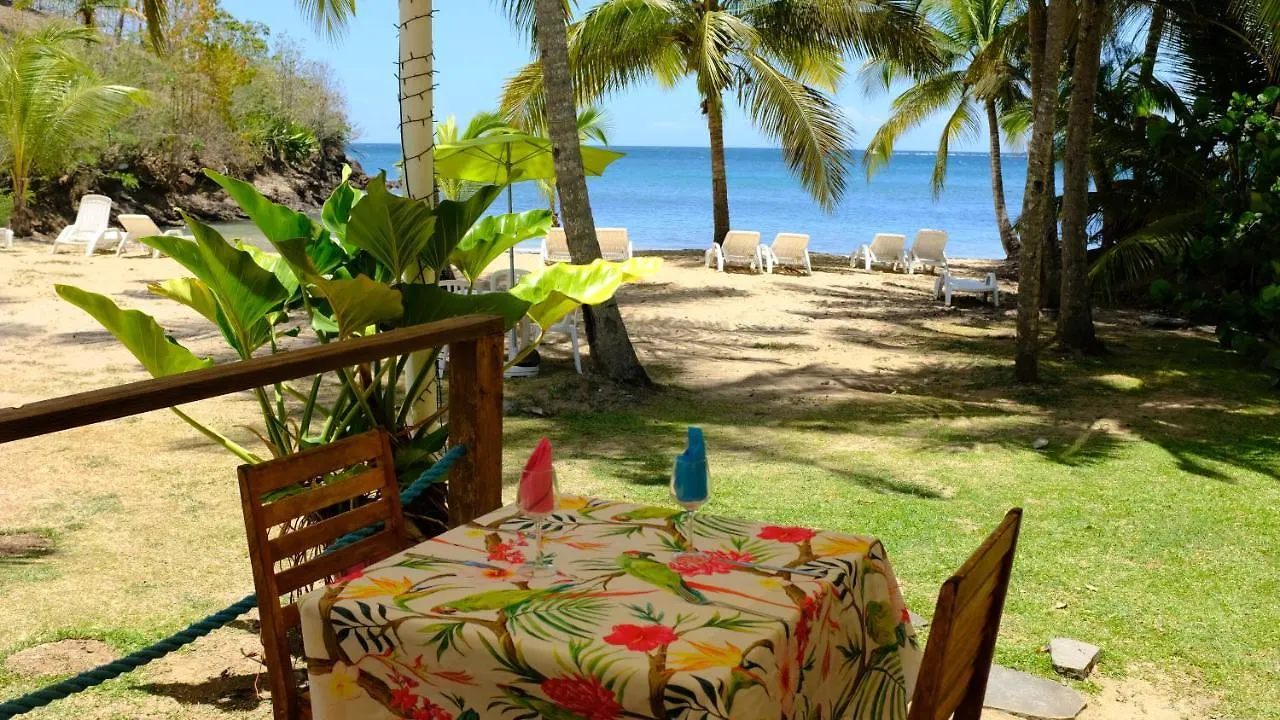 לה טרואז אילט Imperatrice Village - Residence Sur La Plage 3*, לה טרואז אילט