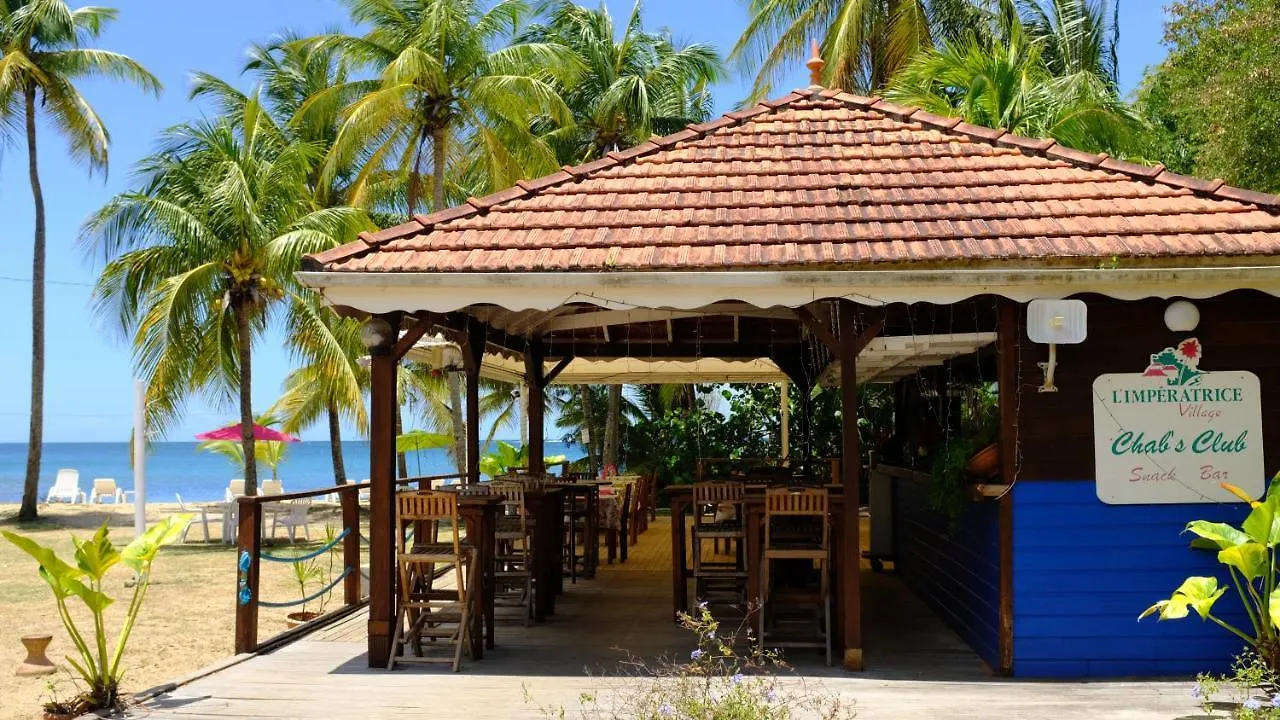 לה טרואז אילט Imperatrice Village - Residence Sur La Plage מלון